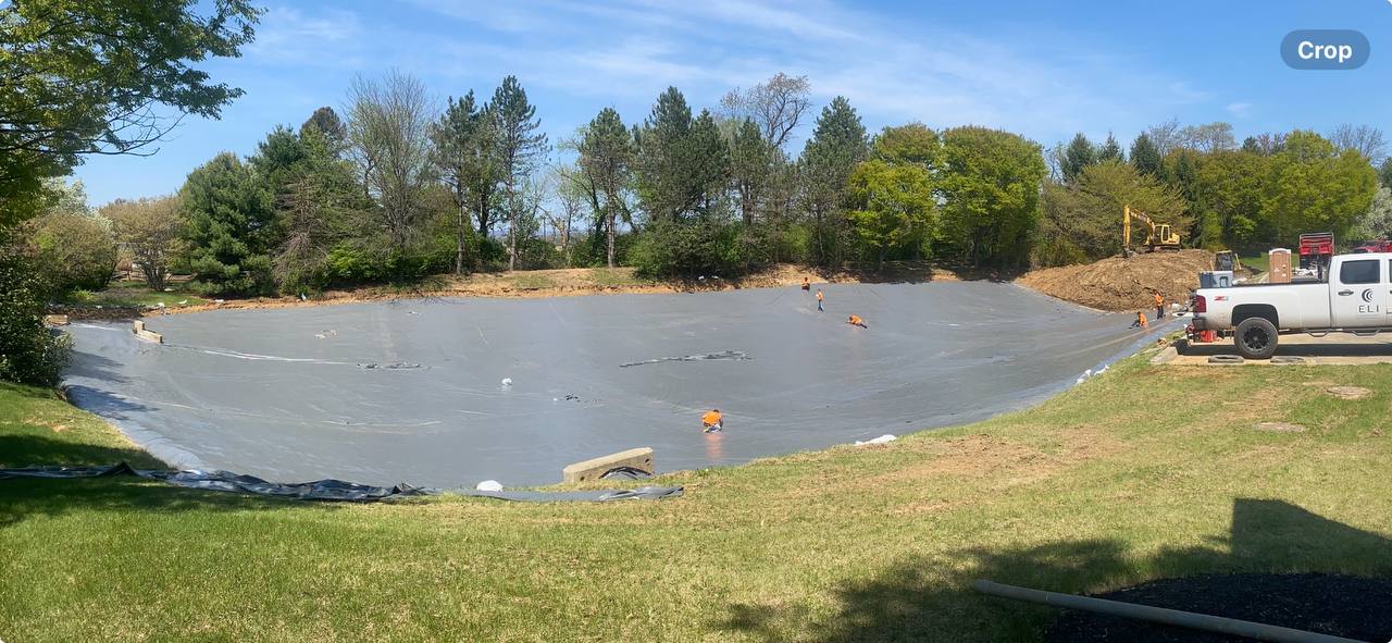 Liner and drainage system